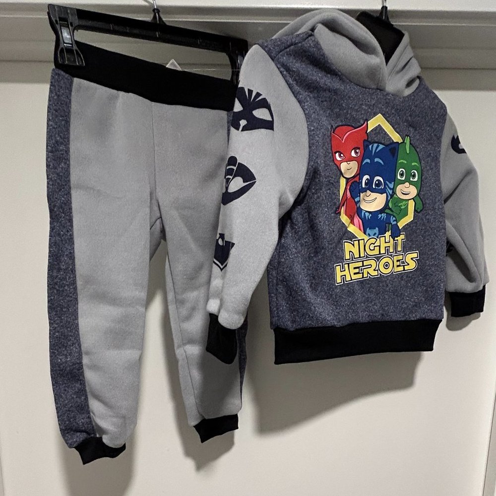 NIGHT HEROS 2-PC JOGGER